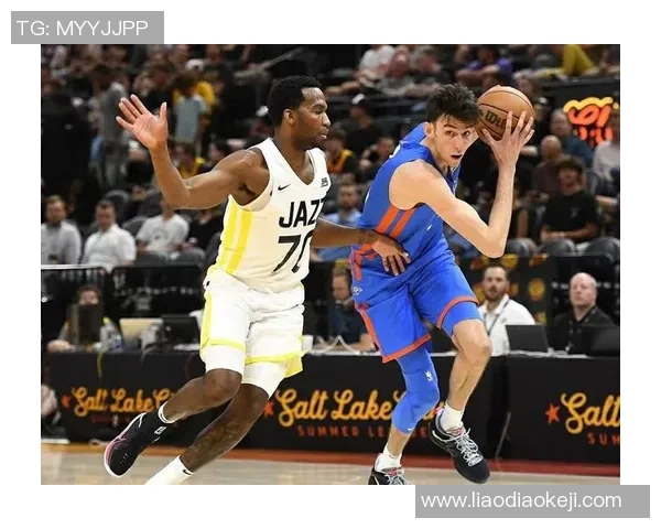 切特霍姆格伦的篮球之路：从新秀到未来巨星的成长历程